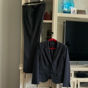 Size 8 grey suit Jones New York Collection.